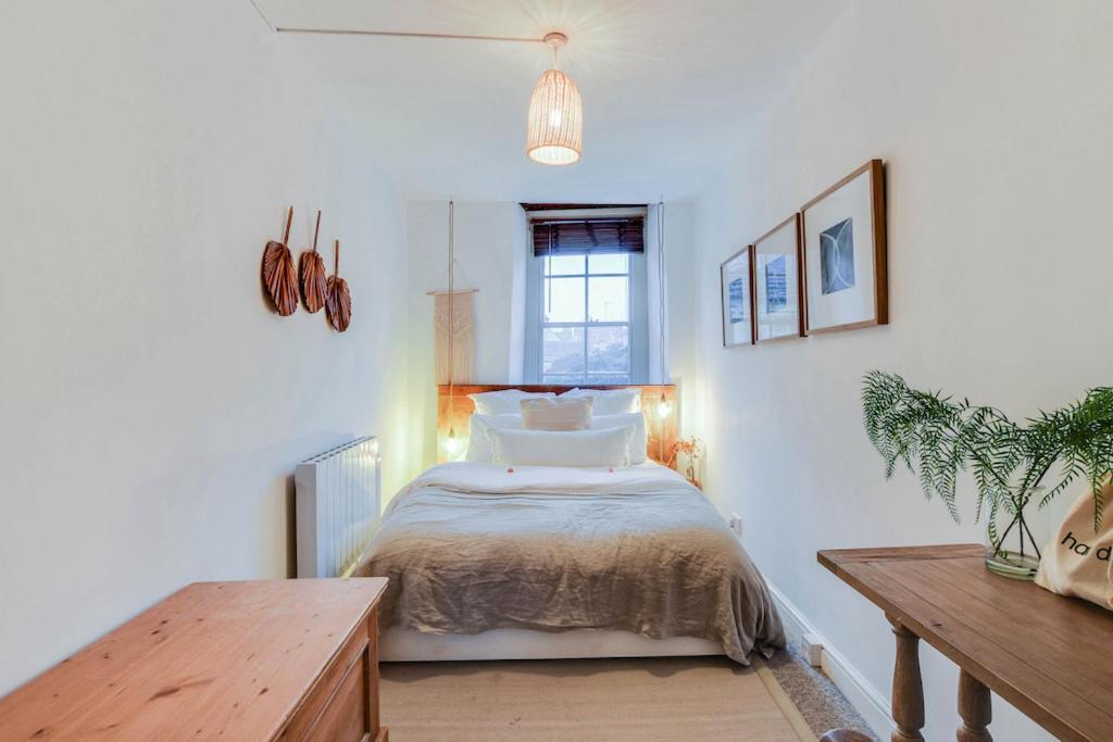 The Malthouse - Naturally Styled Central Apartment Cirencester Luaran gambar