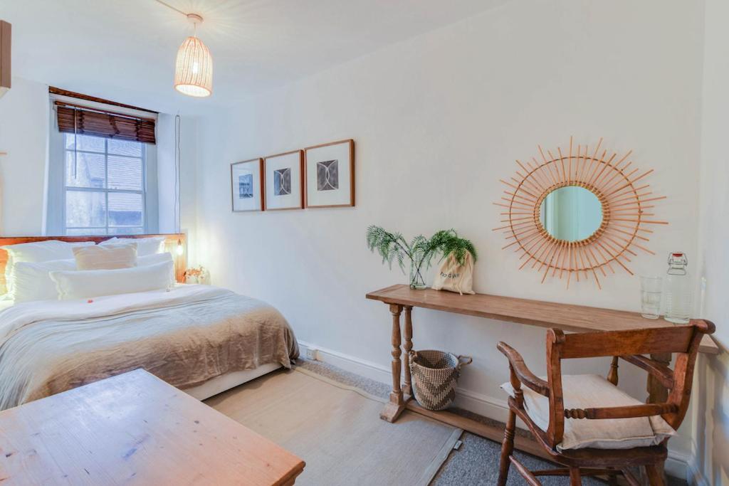 The Malthouse - Naturally Styled Central Apartment Cirencester Luaran gambar